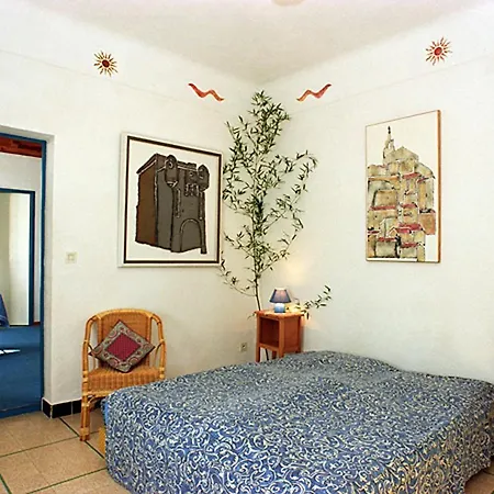 Apartment Mas De La Pomme De Pin Noves